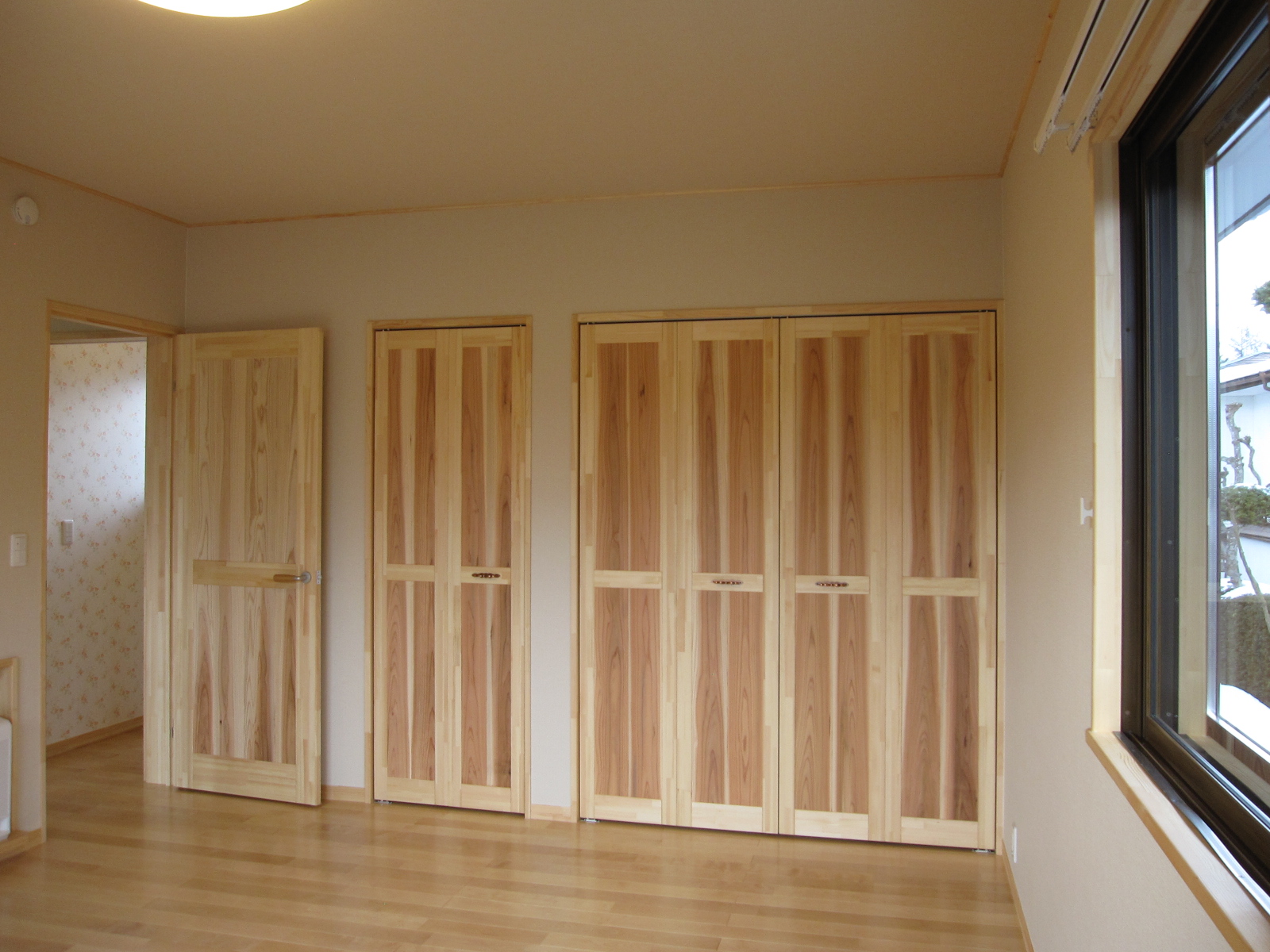 軽井沢　木製　洋室